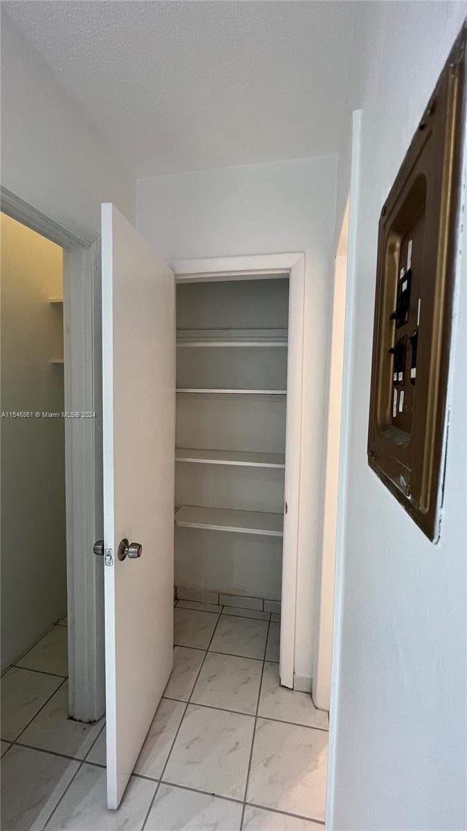 1234 Euclid Ave 4, Miami Beach, Florida 33139, ,1 BathroomBathrooms,Residentiallease,For Rent,1234 Euclid Ave 4,A11546861