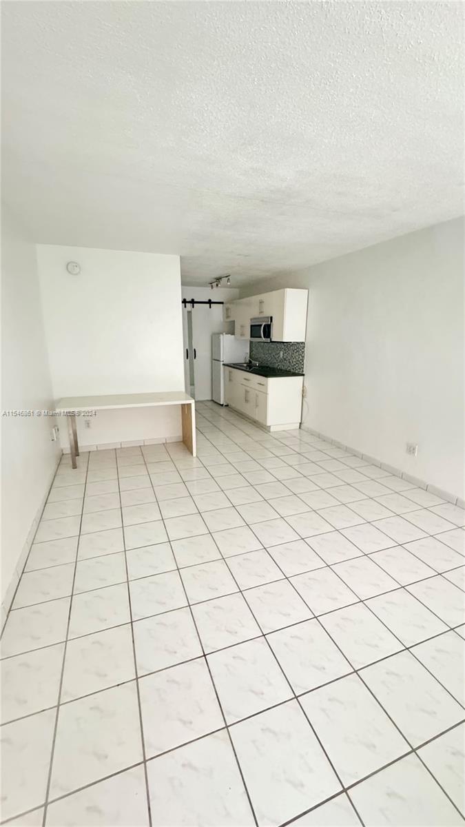 1234 Euclid Ave 4, Miami Beach, Florida 33139, ,1 BathroomBathrooms,Residentiallease,For Rent,1234 Euclid Ave 4,A11546861