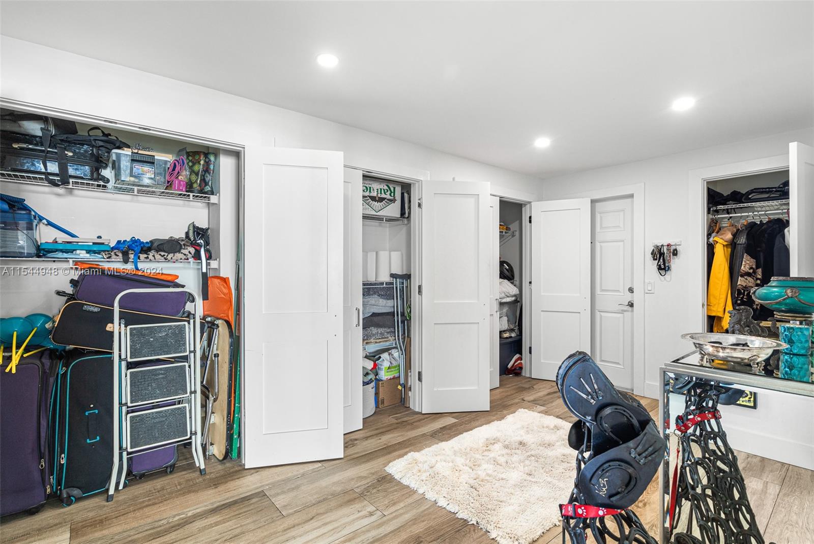 3100 48th St, Fort Lauderdale, FL, 33308 United States, 2 Bedrooms Bedrooms, ,2 BathroomsBathrooms,Residential,For Sale,48th St,A11544948