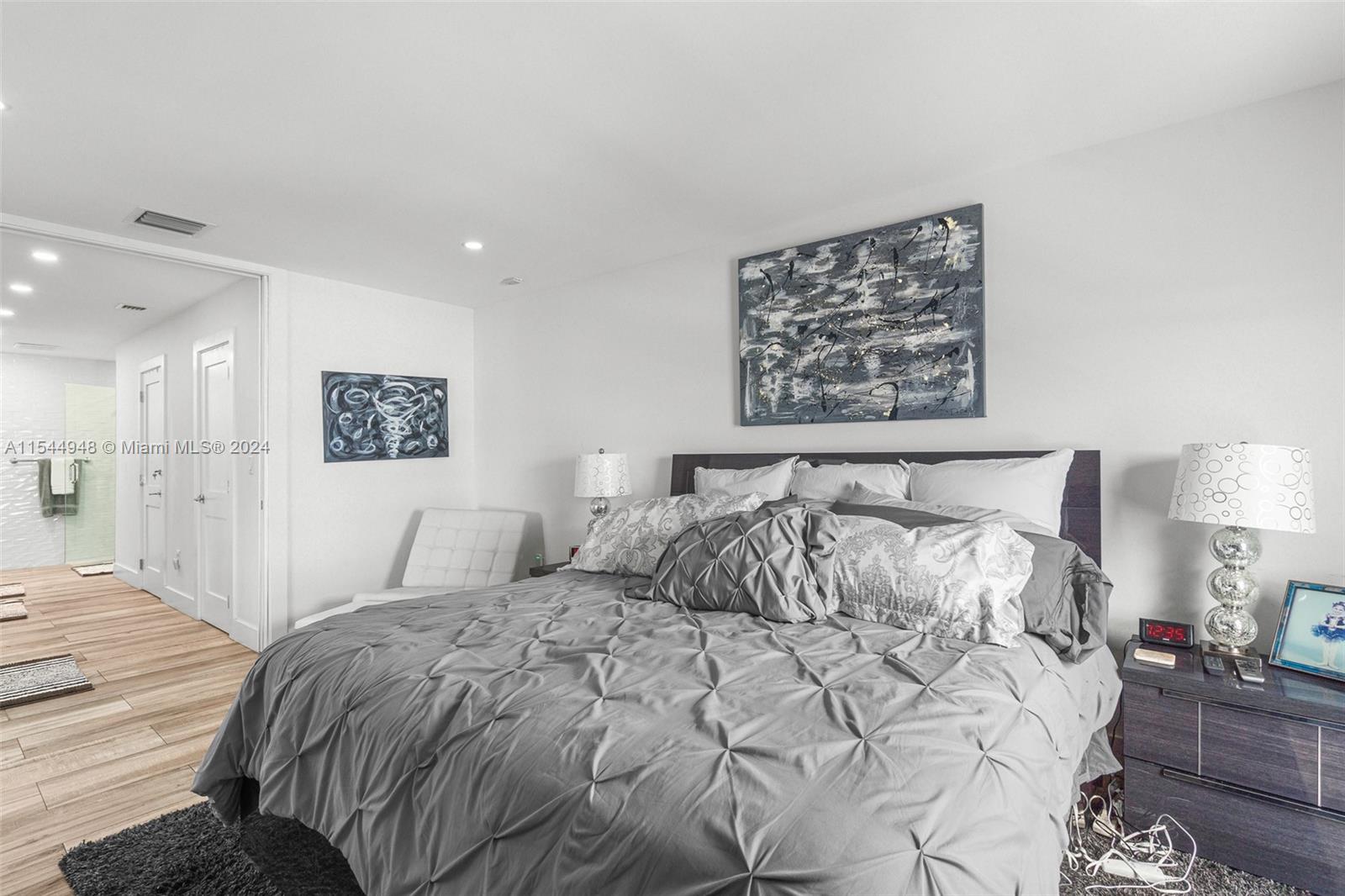 3100 48th St, Fort Lauderdale, FL, 33308 United States, 2 Bedrooms Bedrooms, ,2 BathroomsBathrooms,Residential,For Sale,48th St,A11544948