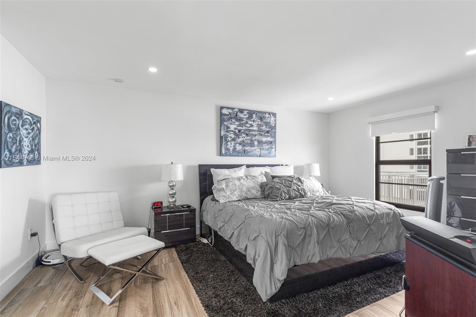 3100 48th St, Fort Lauderdale, FL, 33308 United States, 2 Bedrooms Bedrooms, ,2 BathroomsBathrooms,Residential,For Sale,48th St,A11544948