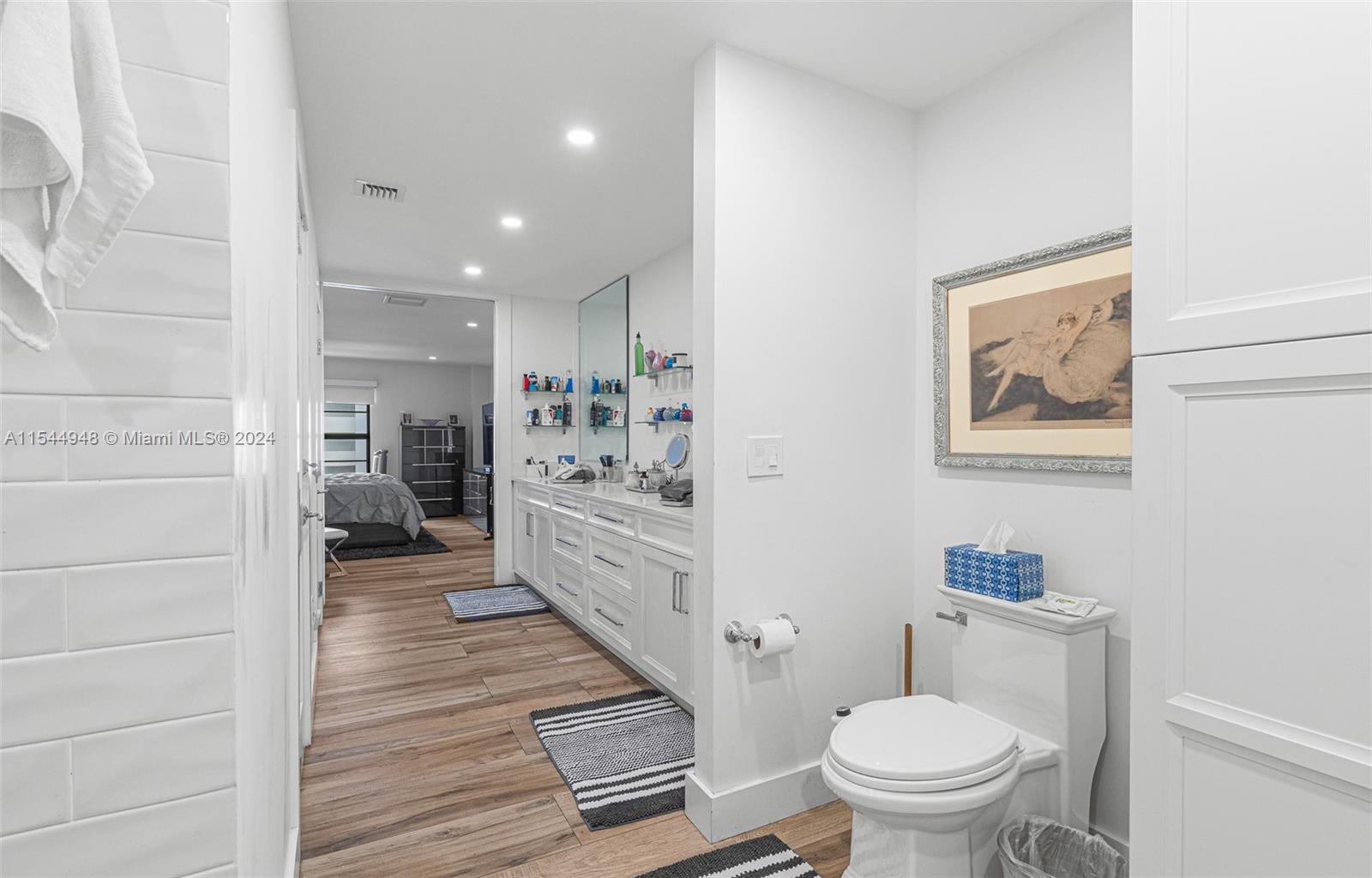 3100 48th St, Fort Lauderdale, FL, 33308 United States, 2 Bedrooms Bedrooms, ,2 BathroomsBathrooms,Residential,For Sale,48th St,A11544948