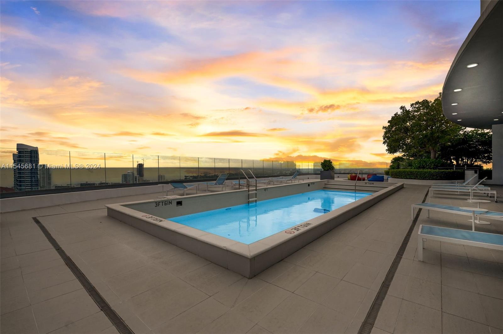 55 SW 9th St 2110, Miami, Florida 33130, 1 Bedroom Bedrooms, ,1 BathroomBathrooms,Residential,For Sale,55 SW 9th St 2110,A11545681