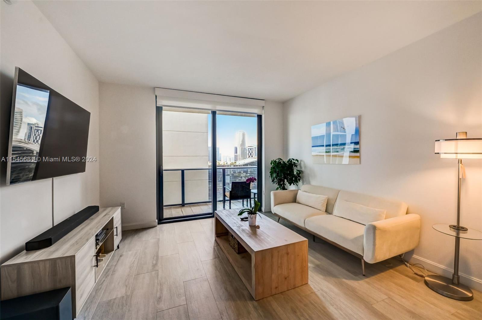 55 SW 9th St 2110, Miami, Florida 33130, 1 Bedroom Bedrooms, ,1 BathroomBathrooms,Residential,For Sale,55 SW 9th St 2110,A11545681