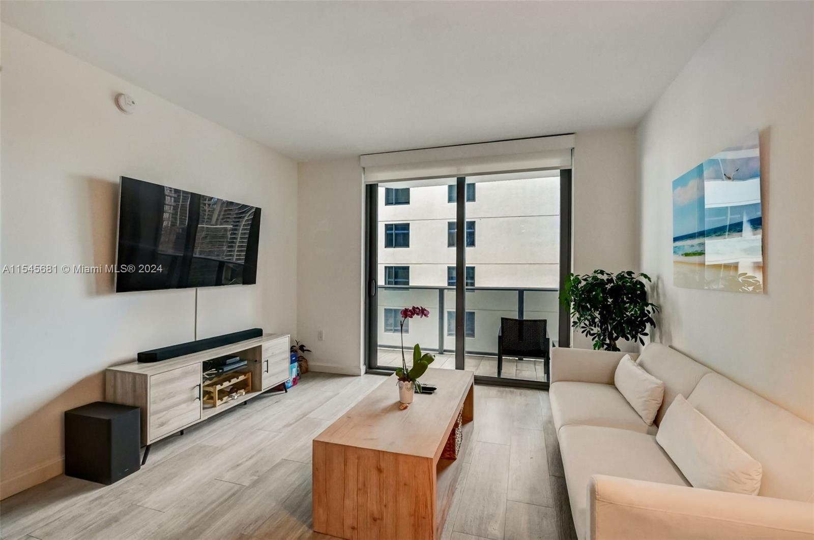 55 SW 9th St 2110, Miami, Florida 33130, 1 Bedroom Bedrooms, ,1 BathroomBathrooms,Residential,For Sale,55 SW 9th St 2110,A11545681