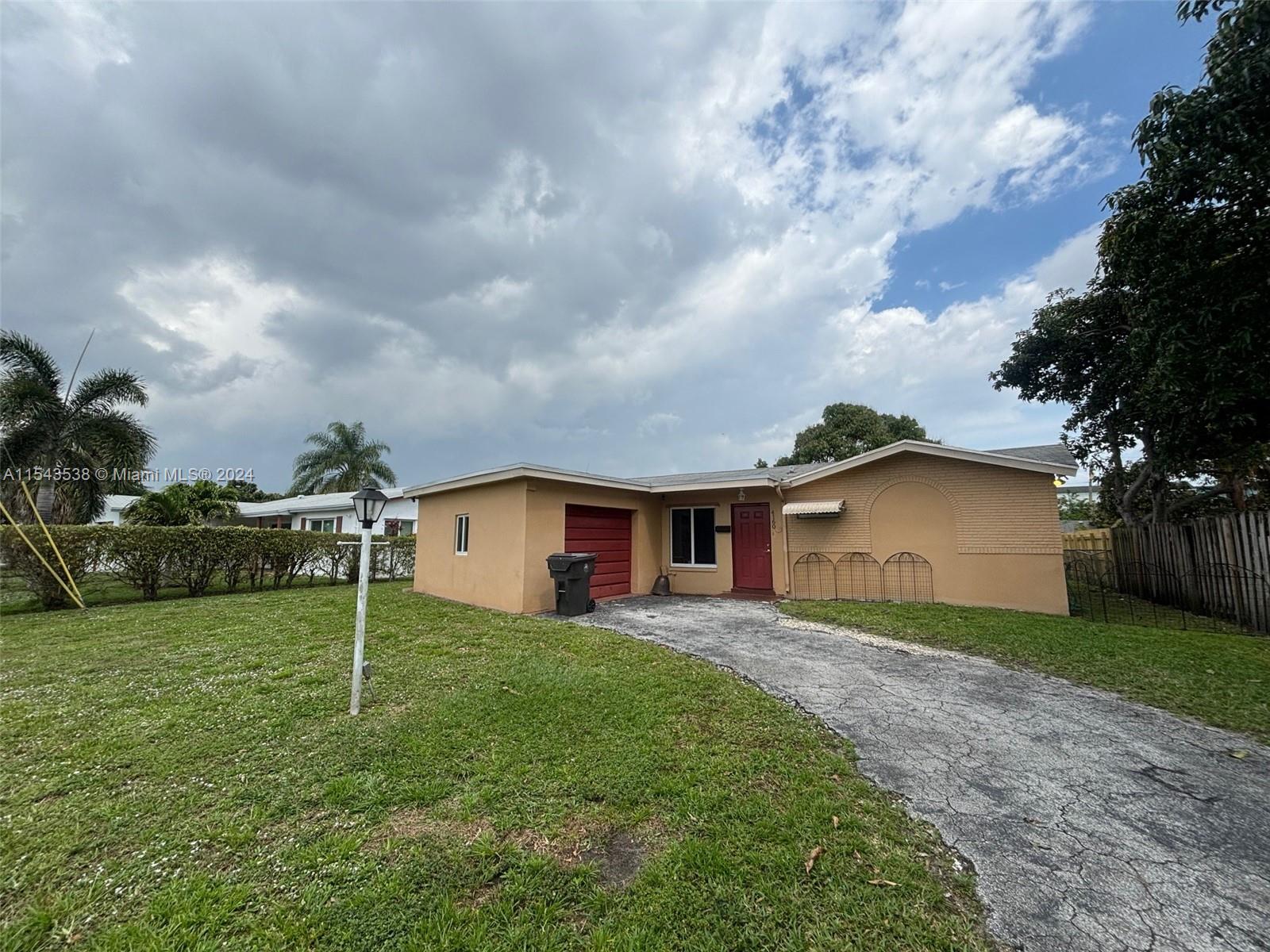 4160 NW 45th Ter, Lauderdale Lakes, FL 33319