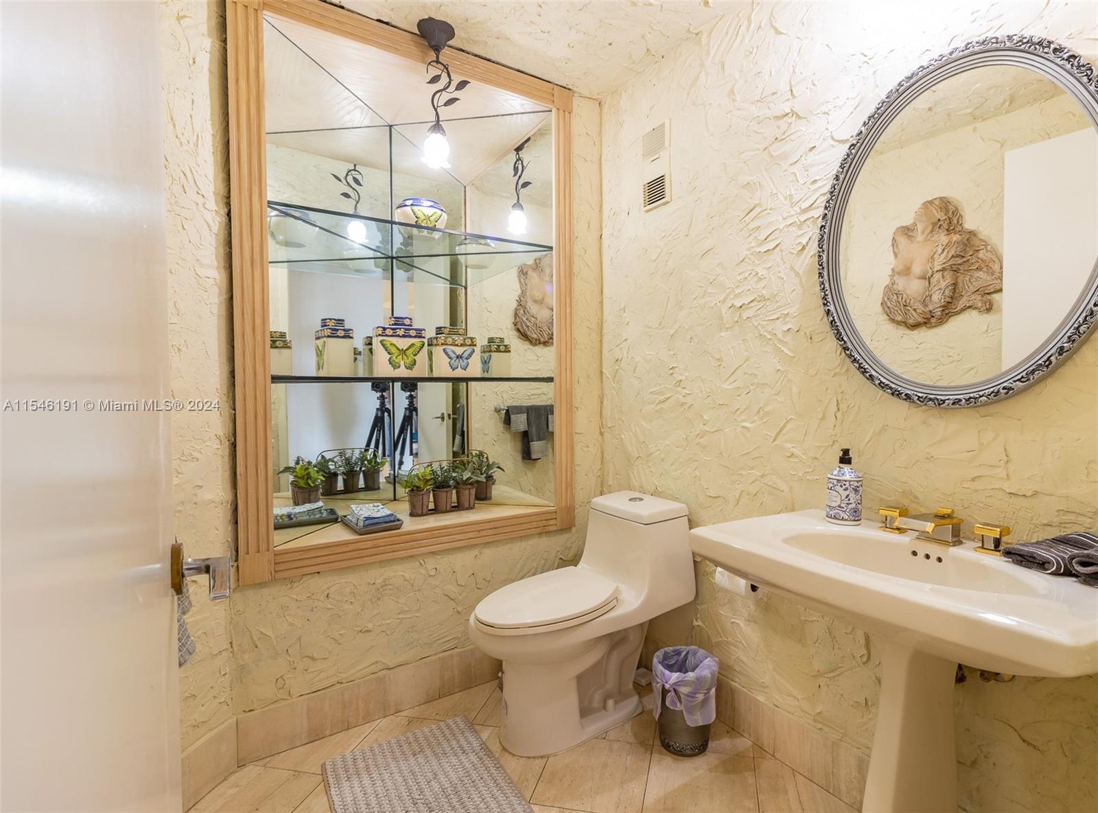 3801 NE 207th St 504, Aventura, Florida 33180, 2 Bedrooms Bedrooms, ,2 BathroomsBathrooms,Residential,For Sale,3801 NE 207th St 504,A11546191