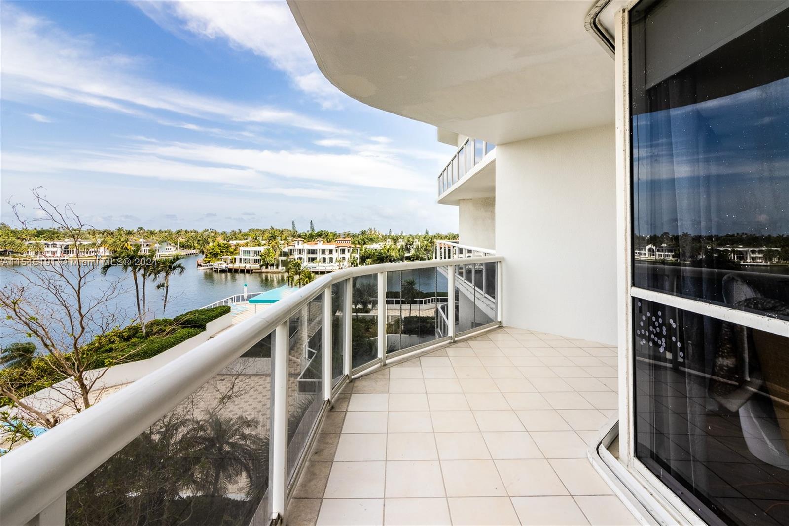 3801 NE 207th St 504, Aventura, Florida 33180, 2 Bedrooms Bedrooms, ,2 BathroomsBathrooms,Residential,For Sale,3801 NE 207th St 504,A11546191