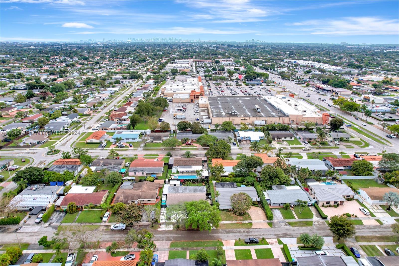 2210 SW 89th Ave, Miami, Florida 33165, 3 Bedrooms Bedrooms, ,3 BathroomsBathrooms,Residential,For Sale,2210 SW 89th Ave,A11545481