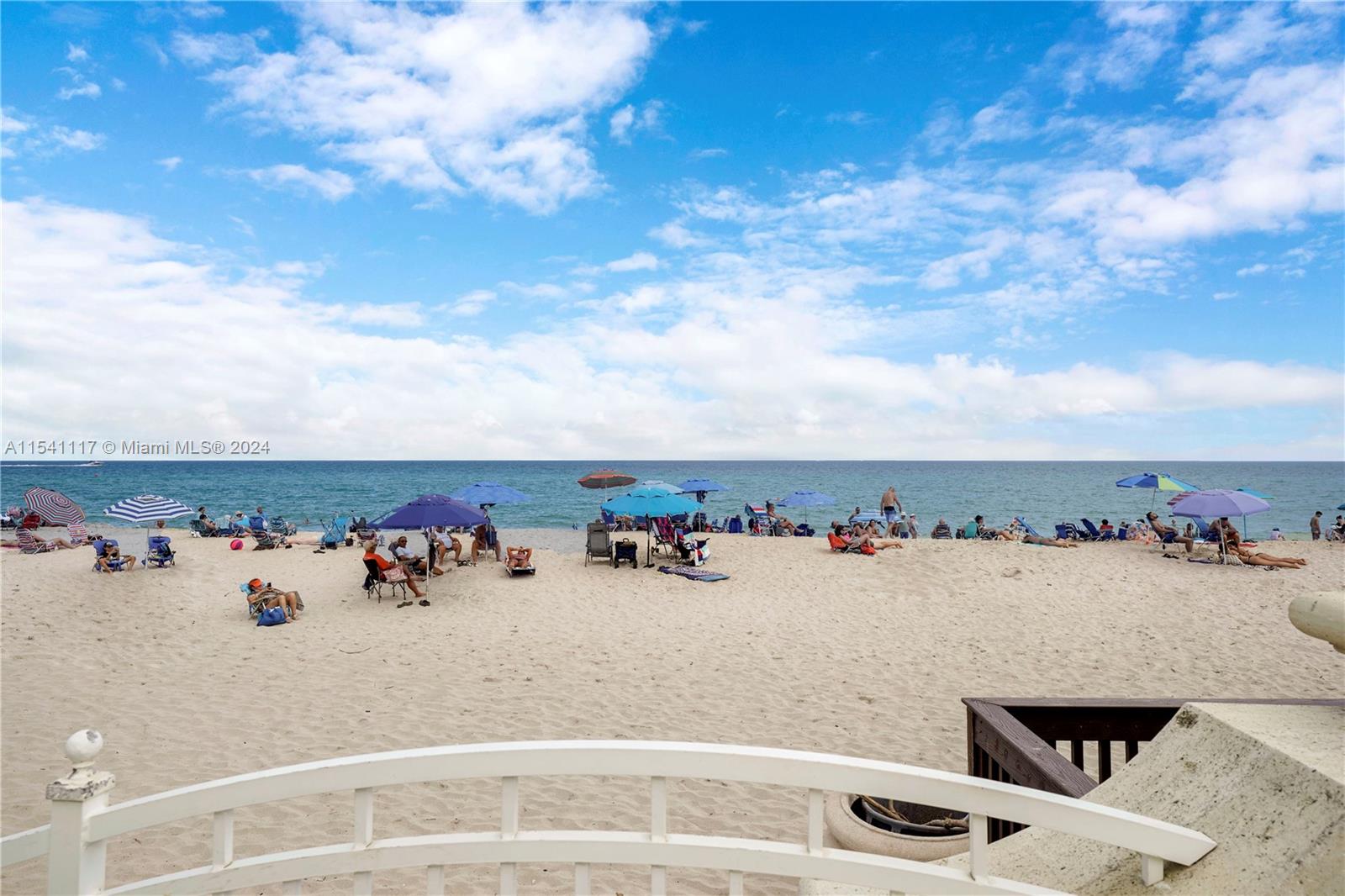 Hollywood, Florida 33019, 1 Bedroom Bedrooms, ,1 BathroomBathrooms,Residential,For Sale,A11541117