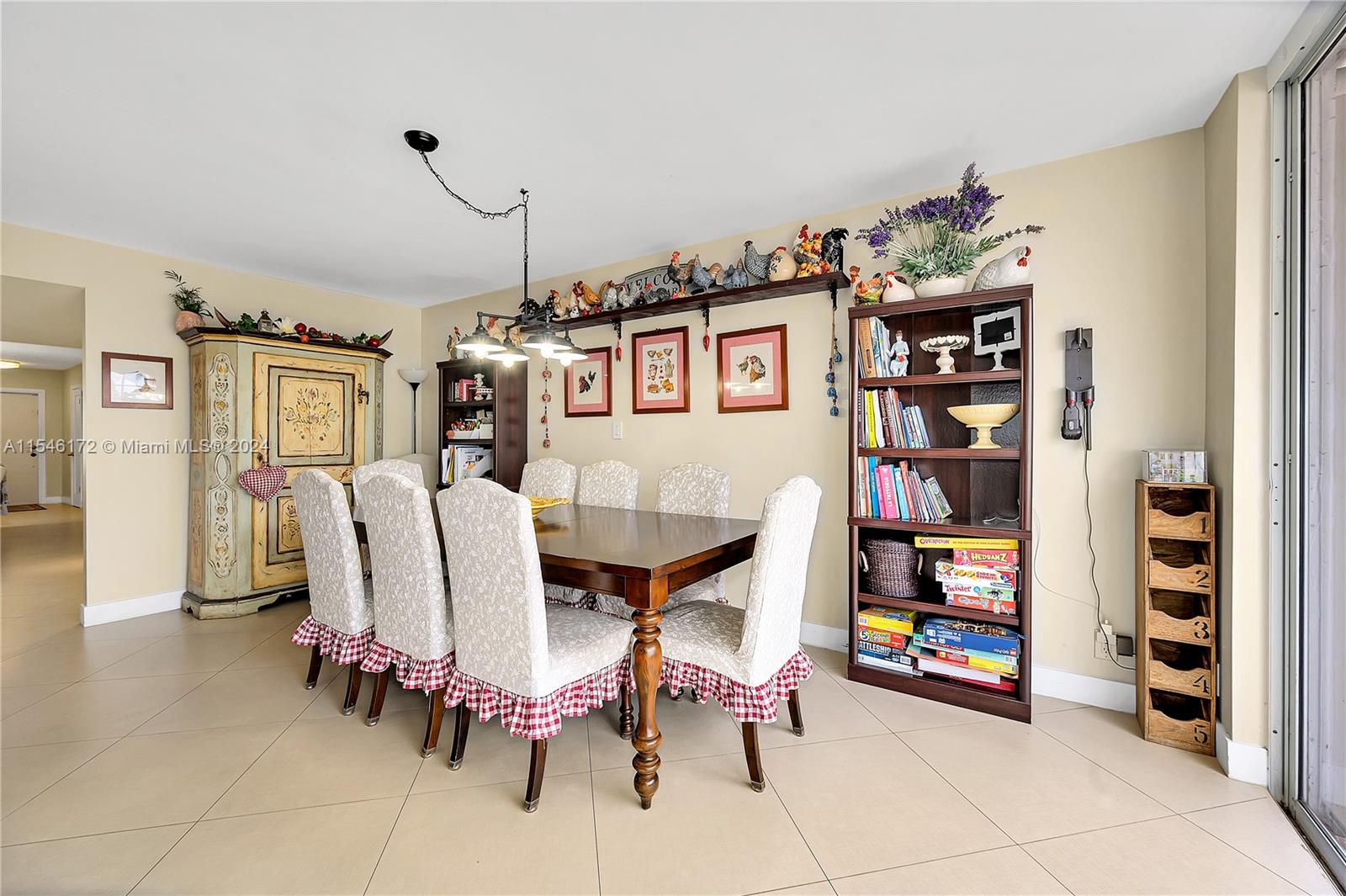 905 NE 27th Ave 905, Hallandale Beach, Florida 33009, 2 Bedrooms Bedrooms, ,2 BathroomsBathrooms,Residential,For Sale,905 NE 27th Ave 905,A11546172