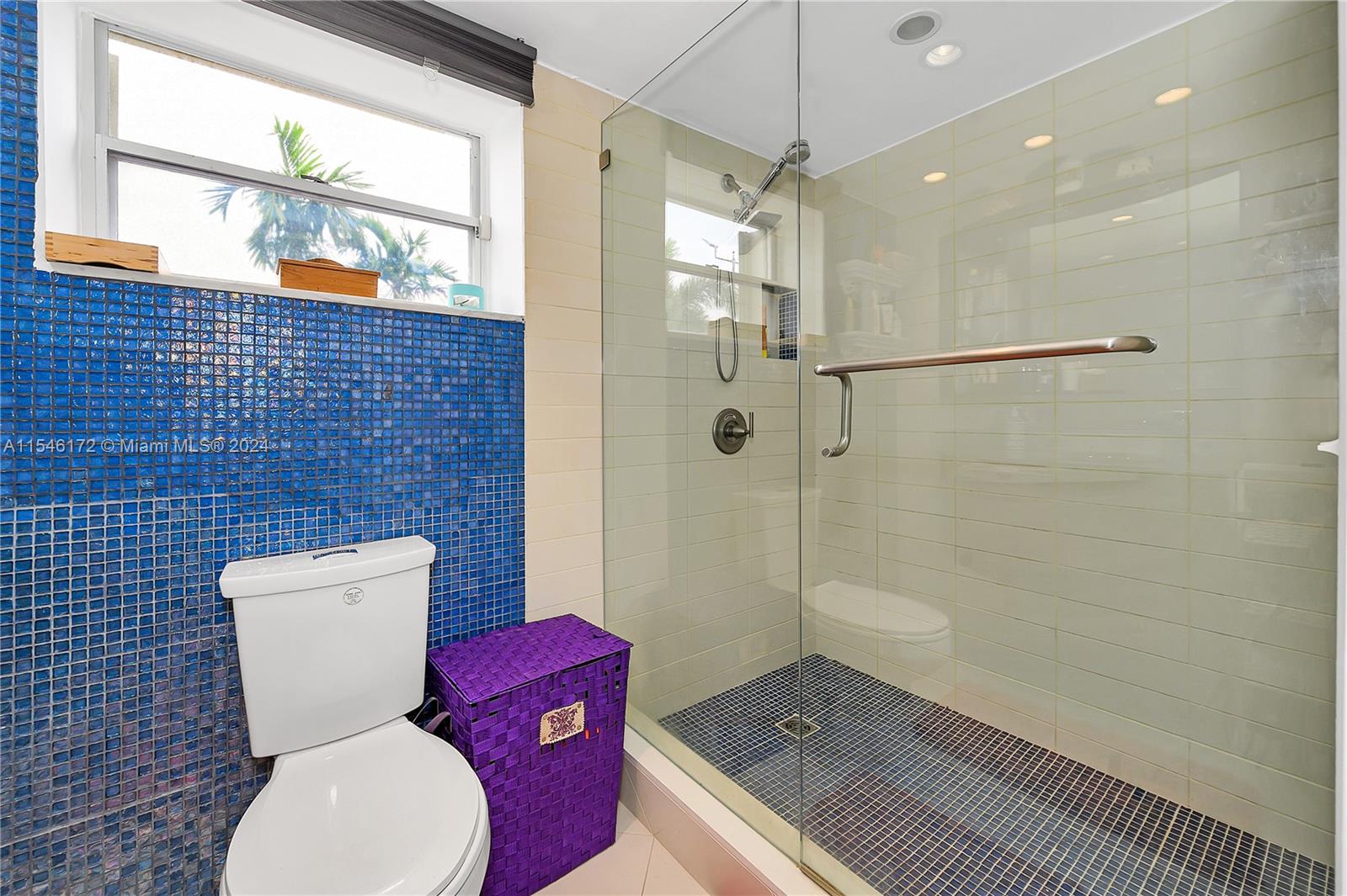 905 NE 27th Ave 905, Hallandale Beach, Florida 33009, 2 Bedrooms Bedrooms, ,2 BathroomsBathrooms,Residential,For Sale,905 NE 27th Ave 905,A11546172