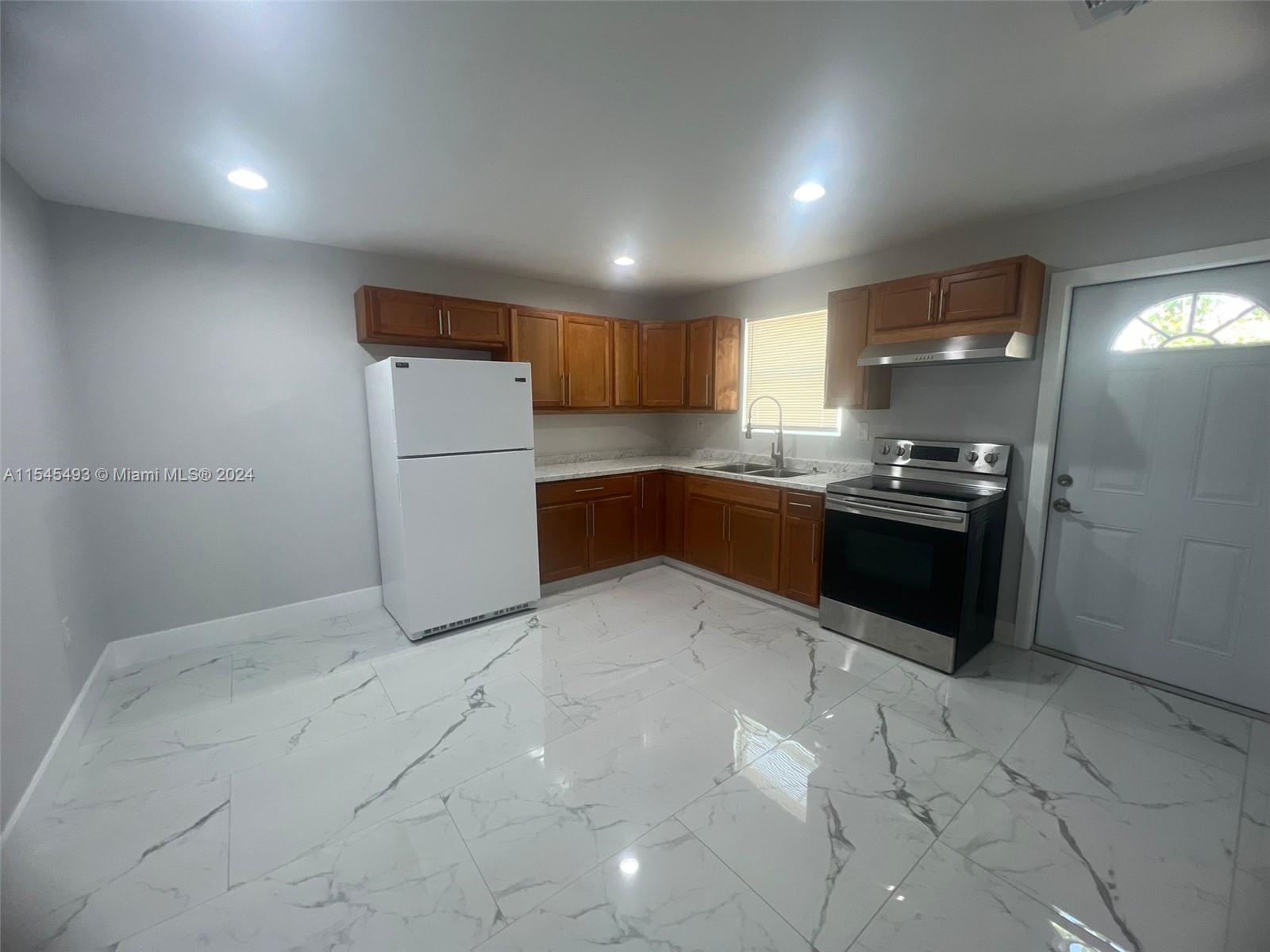 2040 NE 182nd St REAR, North Miami Beach, Florida 33162, 1 Bedroom Bedrooms, ,1 BathroomBathrooms,Residentiallease,For Rent,2040 NE 182nd St REAR,A11545493