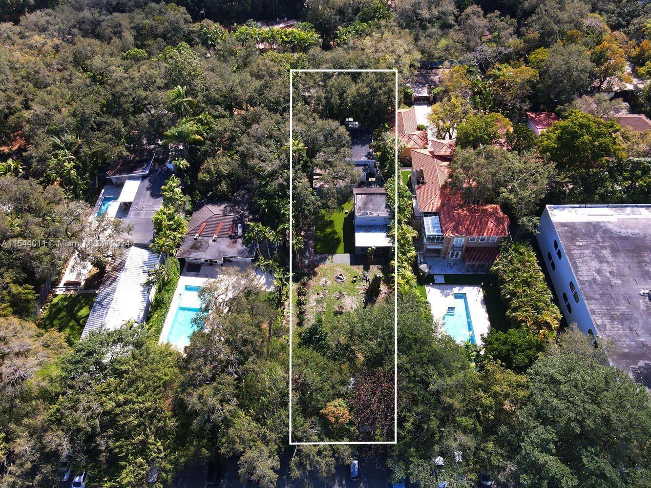 2031 Secoffee St, Coconut Grove, FL, 33133 United States, 4 Bedrooms Bedrooms, ,2 BathroomsBathrooms,Residential,For Sale,Secoffee St,A11544011