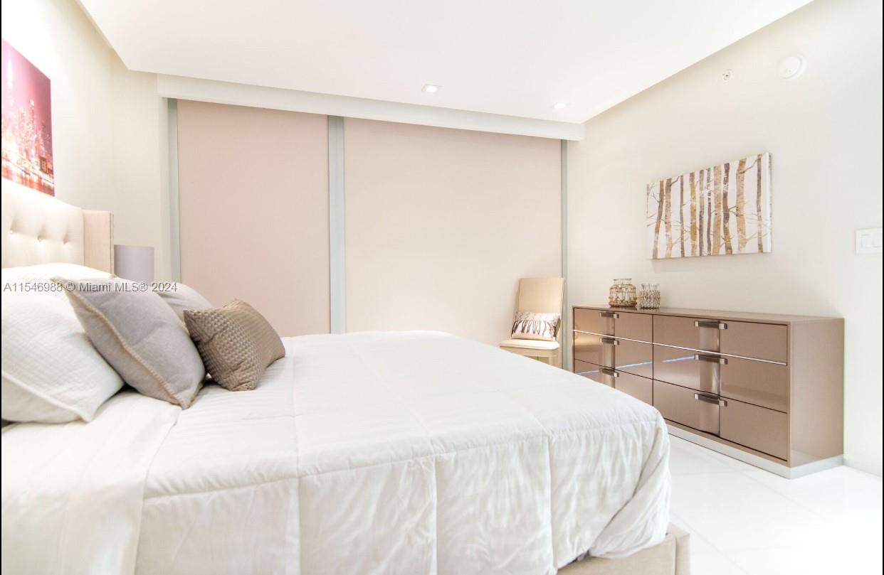 200 Biscayne Boulevard Way 3508, Miami, Florida 33131, 2 Bedrooms Bedrooms, ,2 BathroomsBathrooms,Residentiallease,For Rent,200 Biscayne Boulevard Way 3508,A11546988