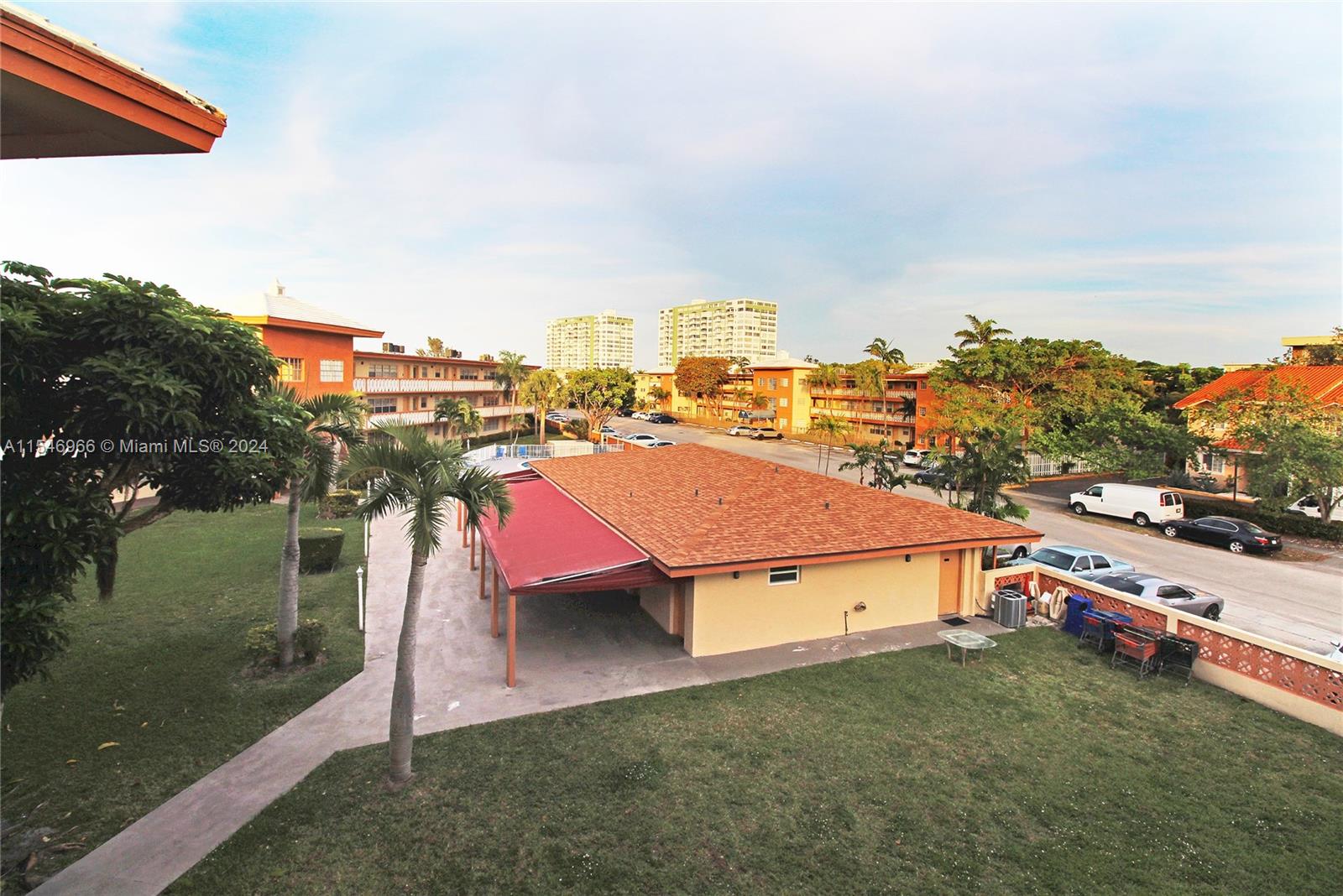 11855 NE 19th Dr 50, North Miami, Florida 33181, 1 Bedroom Bedrooms, ,1 BathroomBathrooms,Residential,For Sale,11855 NE 19th Dr 50,A11546966