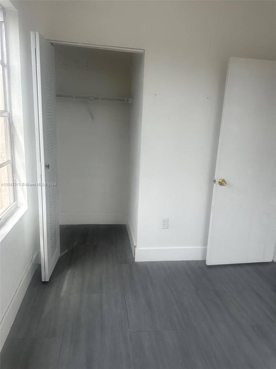 2961 SW 5th St 17, Miami, Florida 33135, 1 Bedroom Bedrooms, ,1 BathroomBathrooms,Residentiallease,For Rent,2961 SW 5th St 17,A11547011