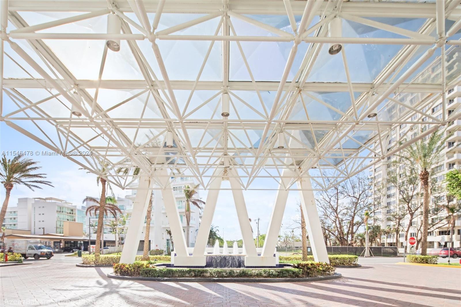 6365 Collins Ave 1408, Miami Beach, Florida 33141, 2 Bedrooms Bedrooms, ,2 BathroomsBathrooms,Residential,For Sale,6365 Collins Ave 1408,A11546478