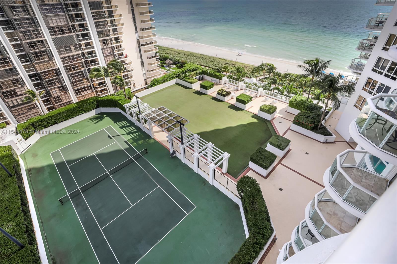 6365 Collins Ave 1408, Miami Beach, Florida 33141, 2 Bedrooms Bedrooms, ,2 BathroomsBathrooms,Residential,For Sale,6365 Collins Ave 1408,A11546478