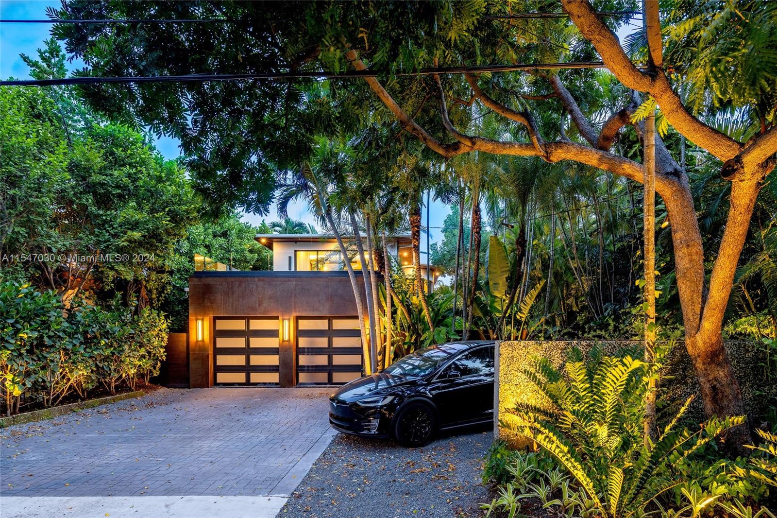 250 S Hibiscus Dr, Miami Beach, Florida 33139, 4 Bedrooms Bedrooms, ,4 BathroomsBathrooms,Residentiallease,For Rent,250 S Hibiscus Dr,A11547030