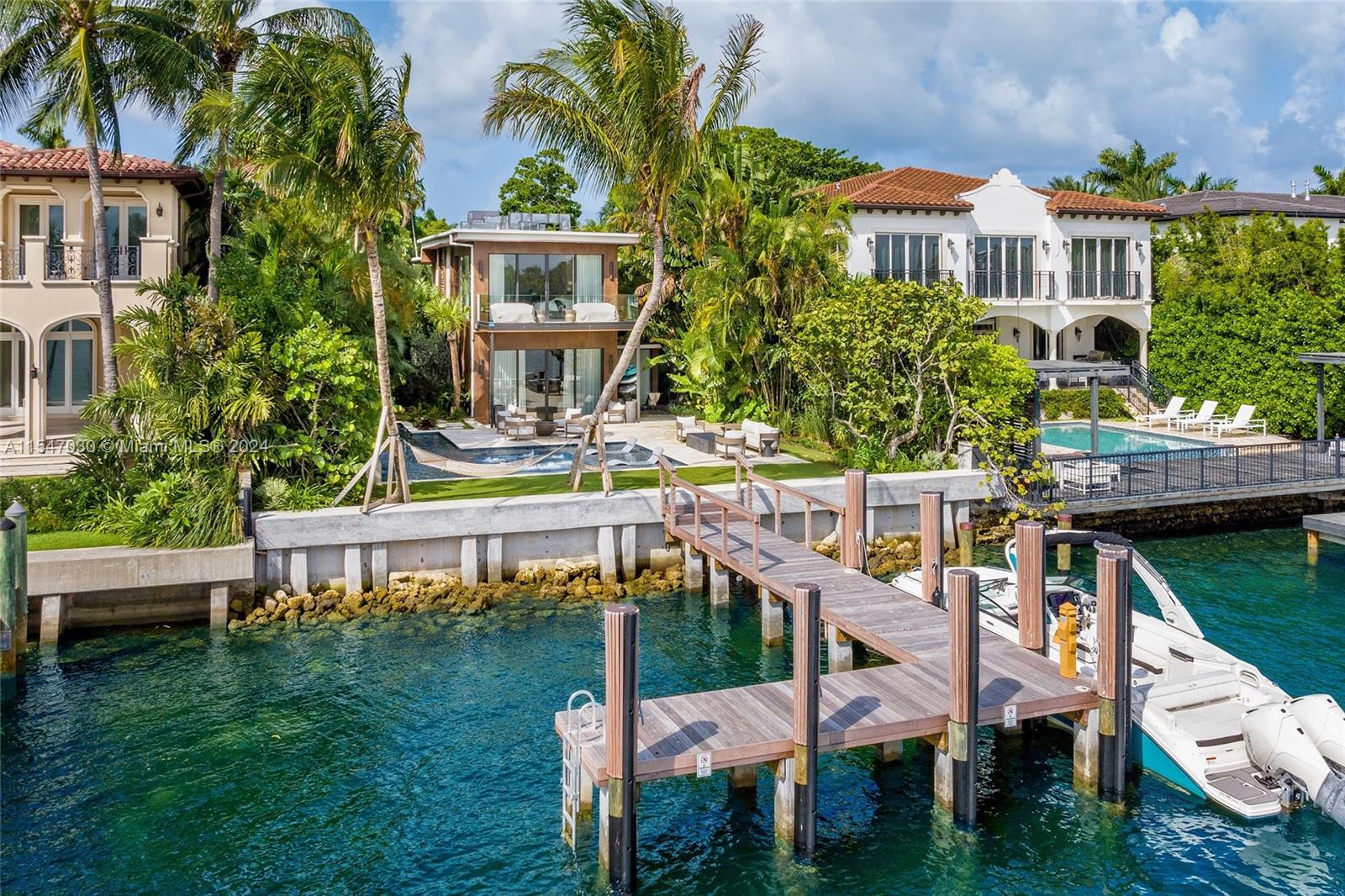 250 S Hibiscus Dr, Miami Beach, Florida 33139, 4 Bedrooms Bedrooms, ,4 BathroomsBathrooms,Residentiallease,For Rent,250 S Hibiscus Dr,A11547030