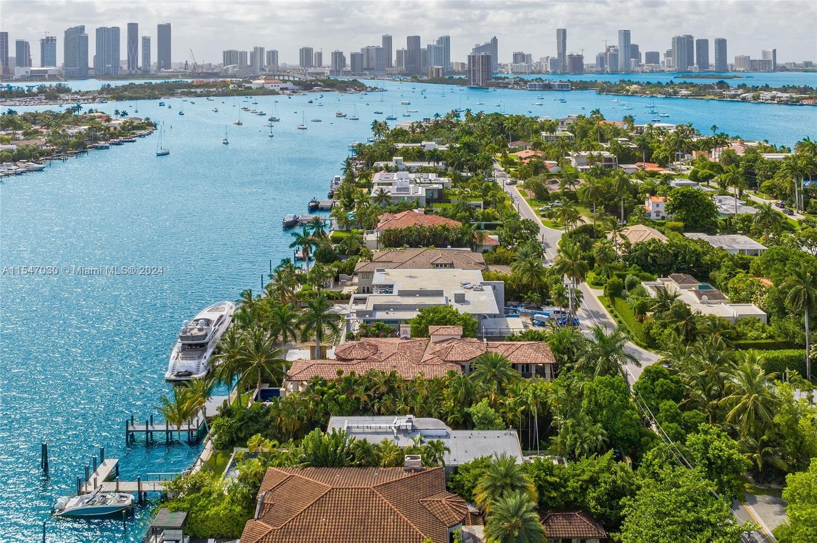 250 S Hibiscus Dr, Miami Beach, Florida 33139, 4 Bedrooms Bedrooms, ,4 BathroomsBathrooms,Residentiallease,For Rent,250 S Hibiscus Dr,A11547030