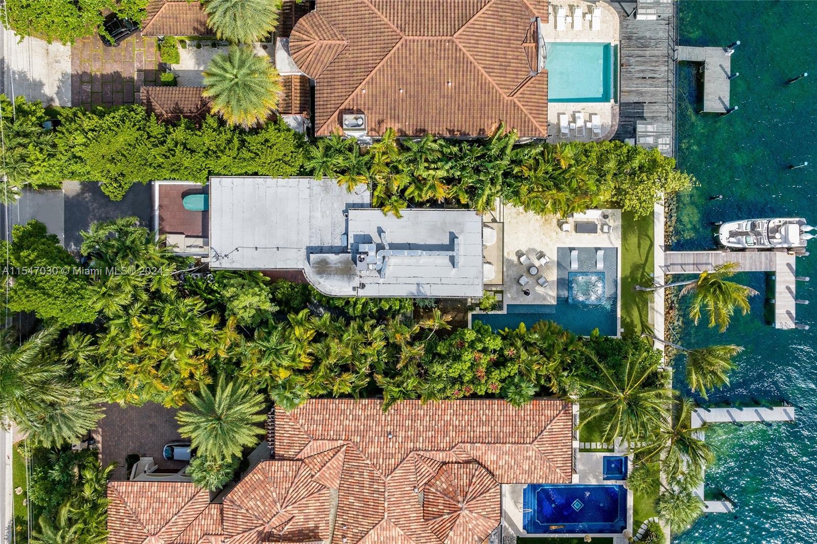 250 S Hibiscus Dr, Miami Beach, Florida 33139, 4 Bedrooms Bedrooms, ,4 BathroomsBathrooms,Residentiallease,For Rent,250 S Hibiscus Dr,A11547030