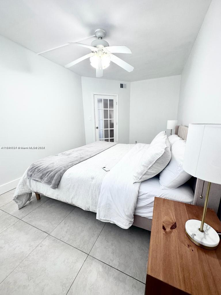 100 Lincoln Rd 1212, Miami Beach, Florida 33139, 1 Bedroom Bedrooms, ,1 BathroomBathrooms,Residentiallease,For Rent,100 Lincoln Rd 1212,A11545034