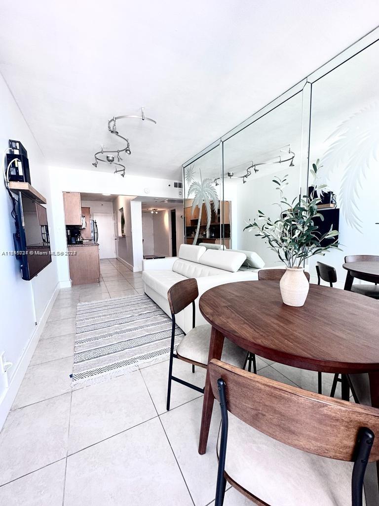 100 Lincoln Rd 1212, Miami Beach, Florida 33139, 1 Bedroom Bedrooms, ,1 BathroomBathrooms,Residentiallease,For Rent,100 Lincoln Rd 1212,A11545034