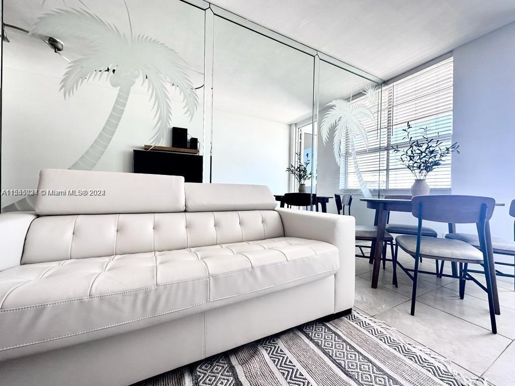 100 Lincoln Rd 1212, Miami Beach, Florida 33139, 1 Bedroom Bedrooms, ,1 BathroomBathrooms,Residentiallease,For Rent,100 Lincoln Rd 1212,A11545034