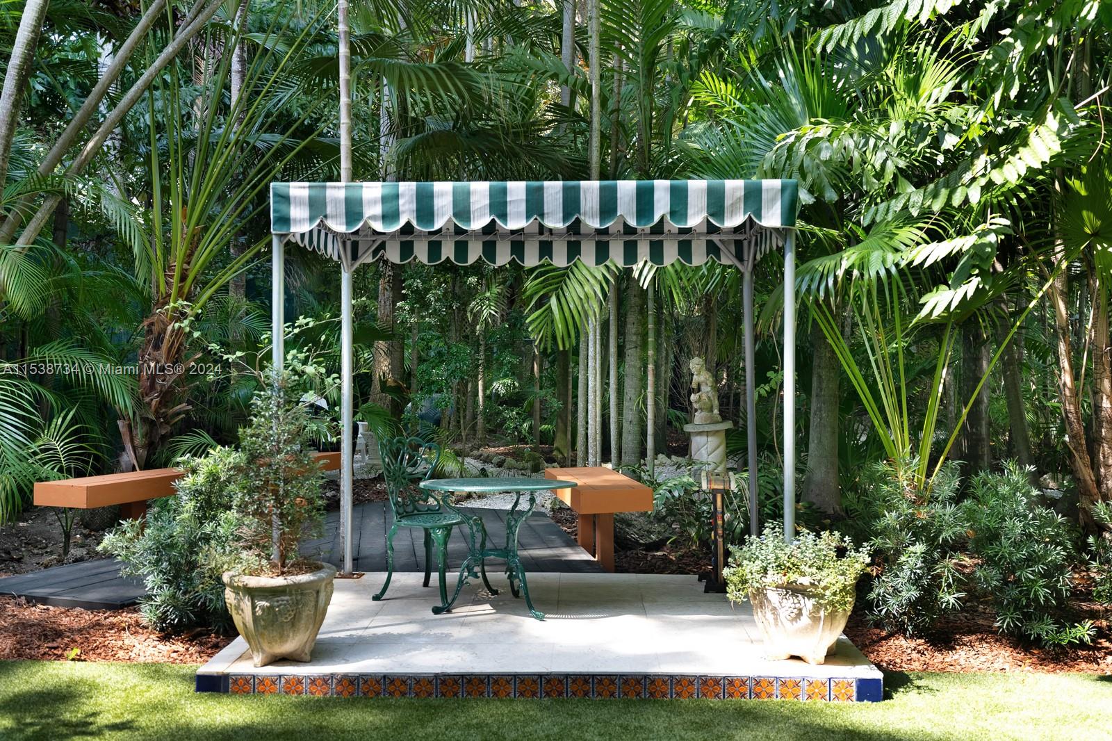 3685 Royal Palm Ave, Miami, FL, 33133 United States, 3 Bedrooms Bedrooms, ,2 BathroomsBathrooms,Residential,For Sale,Royal Palm Ave,A11538734