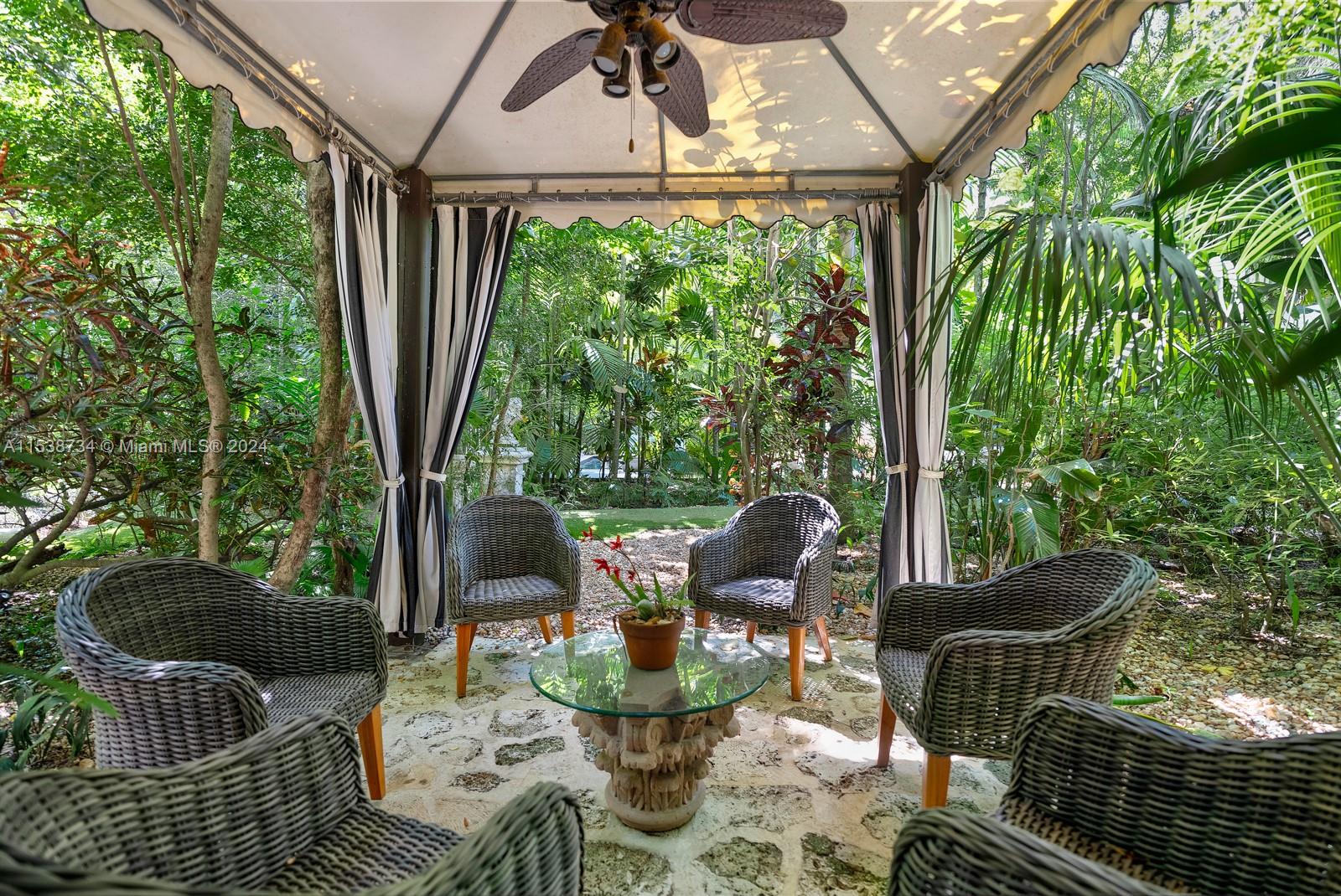 3685 Royal Palm Ave, Miami, FL, 33133 United States, 3 Bedrooms Bedrooms, ,2 BathroomsBathrooms,Residential,For Sale,Royal Palm Ave,A11538734