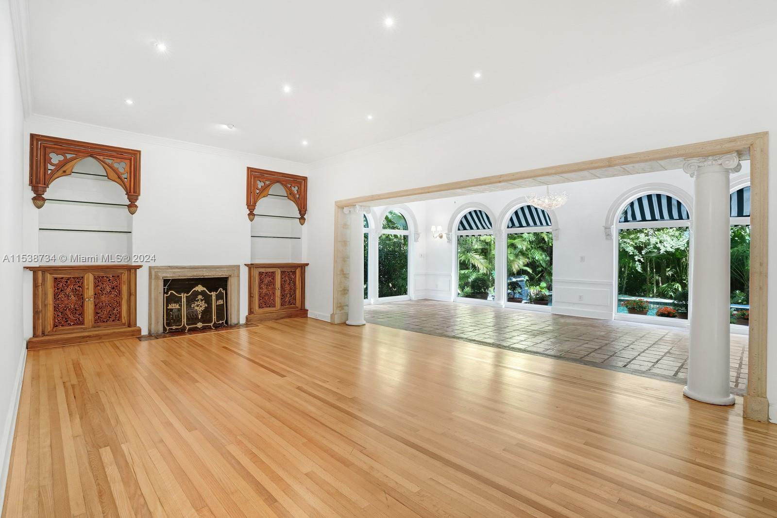 3685 Royal Palm Ave, Miami, FL, 33133 United States, 3 Bedrooms Bedrooms, ,2 BathroomsBathrooms,Residential,For Sale,Royal Palm Ave,A11538734