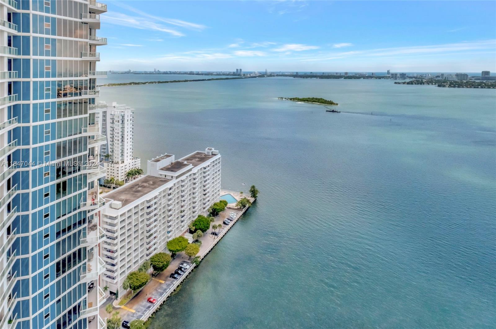 2020 N Bayshore Dr 3408, Miami, Florida 33137, 2 Bedrooms Bedrooms, ,2 BathroomsBathrooms,Residentiallease,For Rent,2020 N Bayshore Dr 3408,A11547044