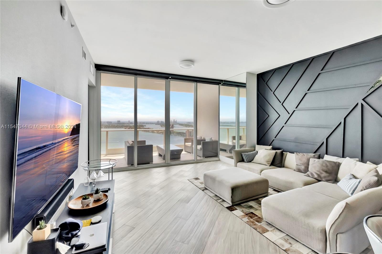 2020 N Bayshore Dr 3408, Miami, Florida 33137, 2 Bedrooms Bedrooms, ,2 BathroomsBathrooms,Residentiallease,For Rent,2020 N Bayshore Dr 3408,A11547044