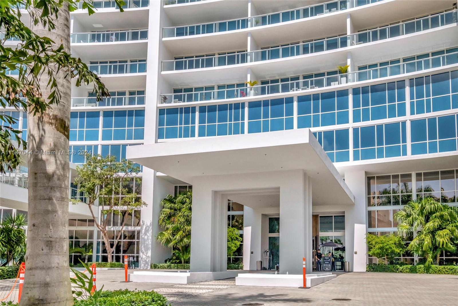 2020 N Bayshore Dr 3408, Miami, Florida 33137, 2 Bedrooms Bedrooms, ,2 BathroomsBathrooms,Residentiallease,For Rent,2020 N Bayshore Dr 3408,A11547044