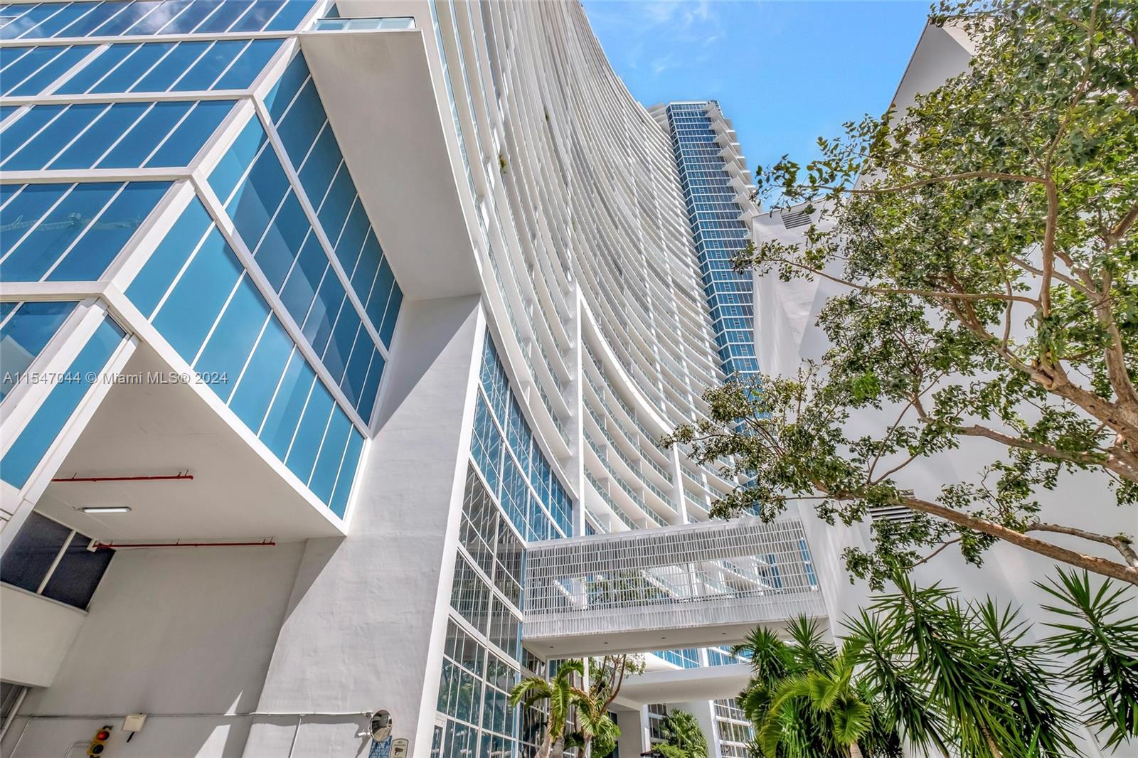 2020 N Bayshore Dr 3408, Miami, Florida 33137, 2 Bedrooms Bedrooms, ,2 BathroomsBathrooms,Residentiallease,For Rent,2020 N Bayshore Dr 3408,A11547044