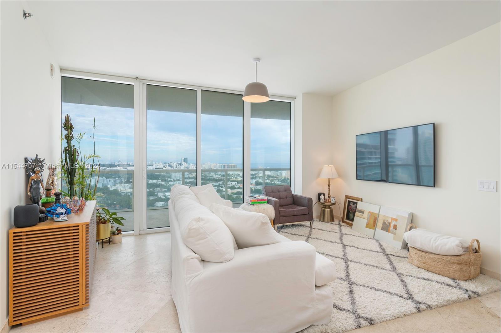 450 Alton Rd 2410, Miami Beach, Florida 33139, 2 Bedrooms Bedrooms, ,2 BathroomsBathrooms,Residential,For Sale,450 Alton Rd 2410,A11544707