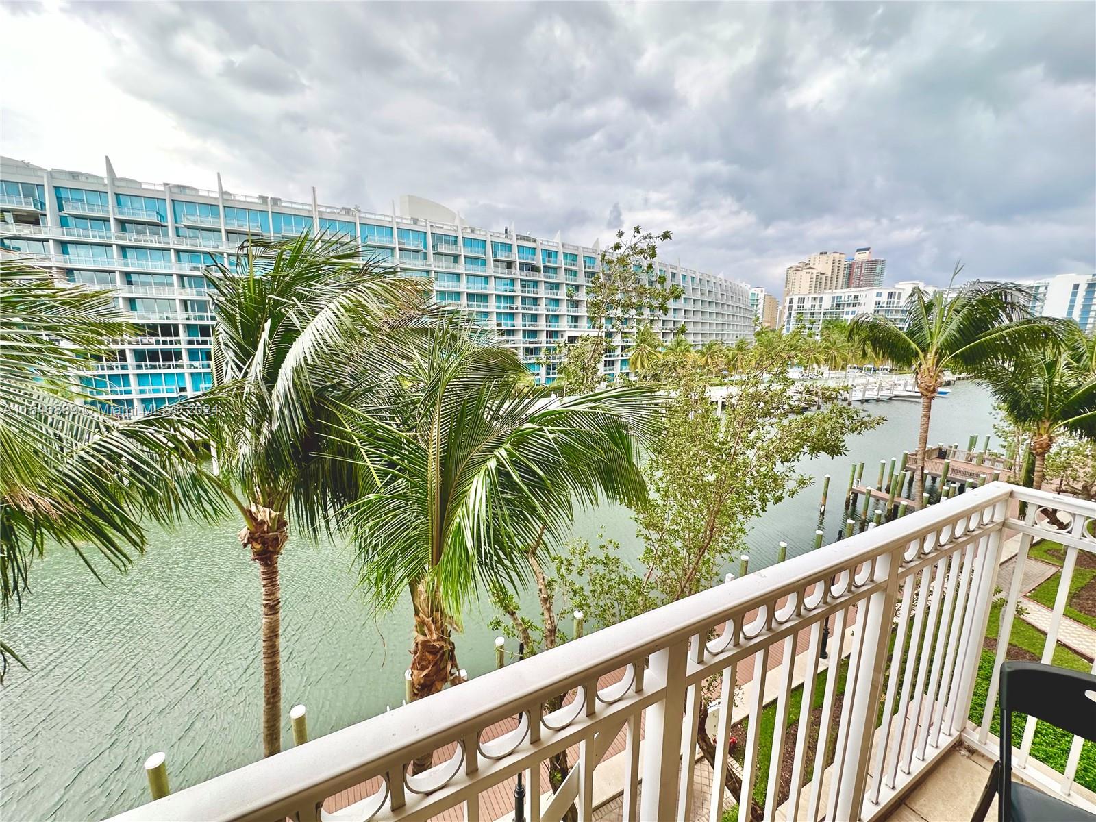 3001 NE 185th St 403, Aventura, Florida 33180, 2 Bedrooms Bedrooms, ,2 BathroomsBathrooms,Residentiallease,For Rent,3001 NE 185th St 403,A11546889