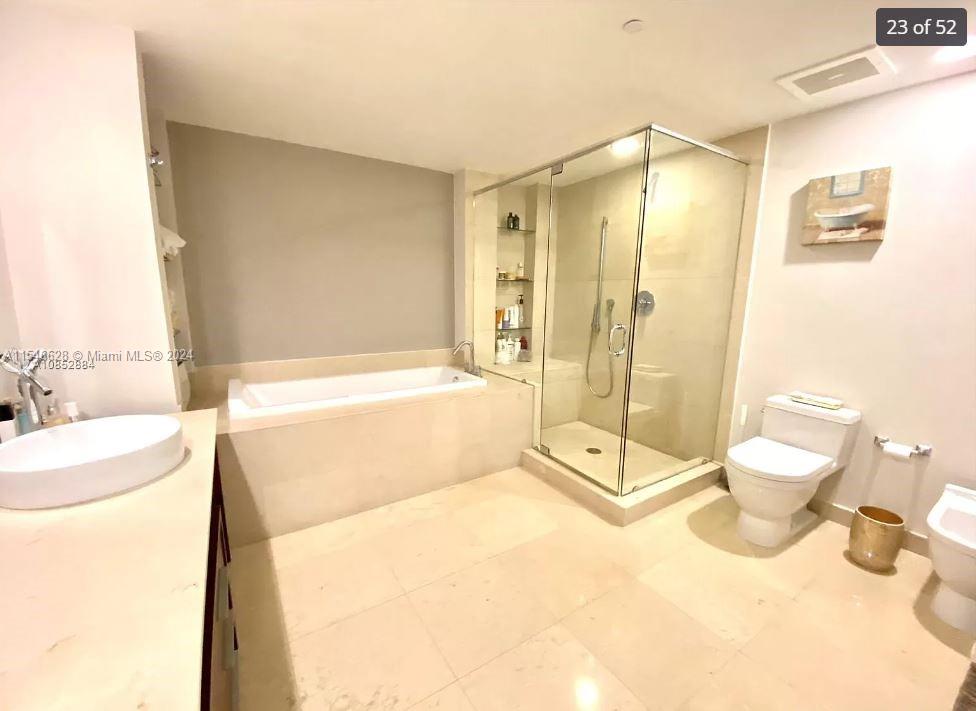 495 Brickell Ave 1205, Miami, Florida 33131, 2 Bedrooms Bedrooms, ,2 BathroomsBathrooms,Residential,For Sale,495 Brickell Ave 1205,A11546628