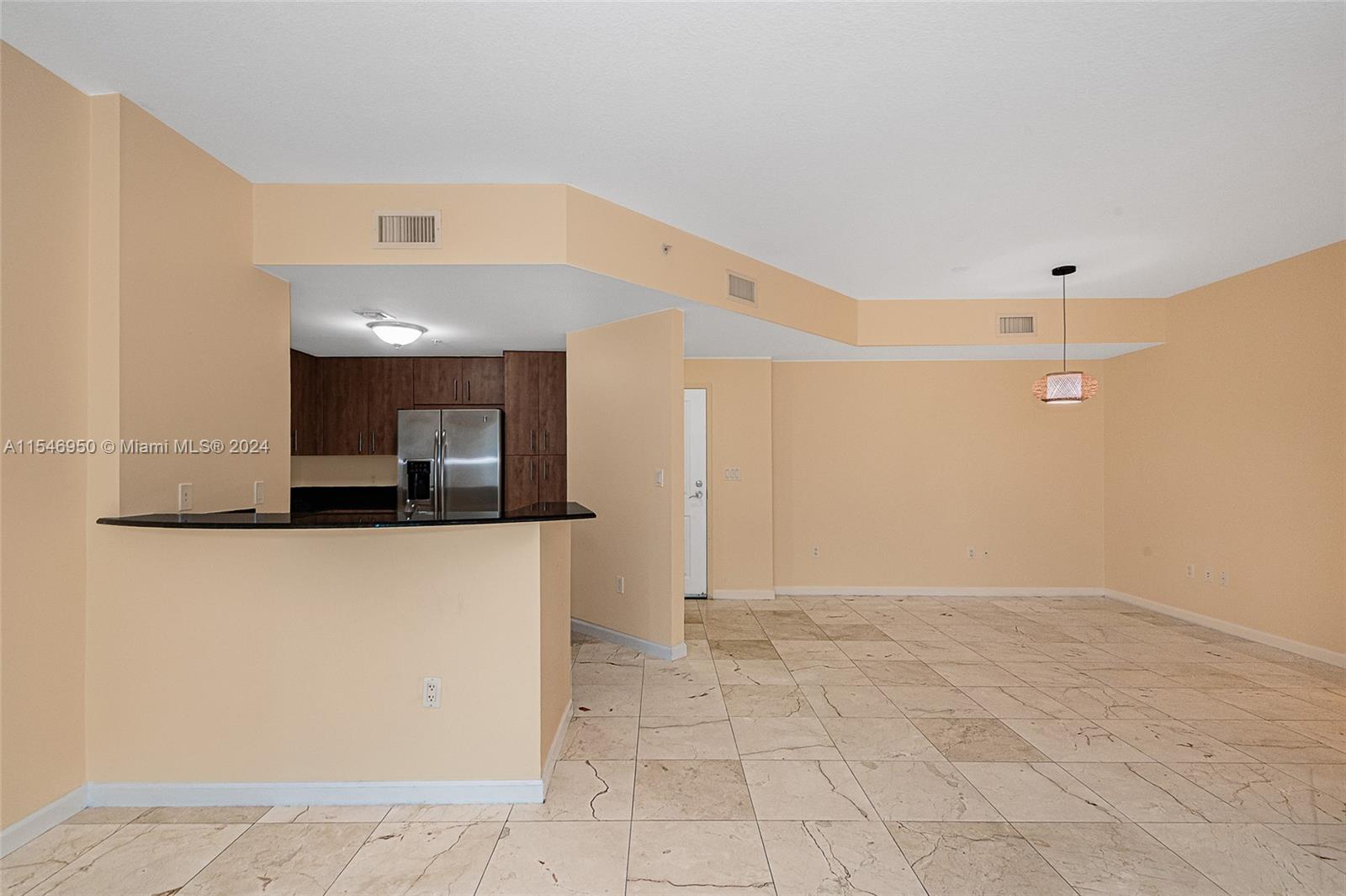 7900 Harbor Island Dr 618, North Bay Village, Florida 33141, 2 Bedrooms Bedrooms, ,2 BathroomsBathrooms,Residentiallease,For Rent,7900 Harbor Island Dr 618,A11546950