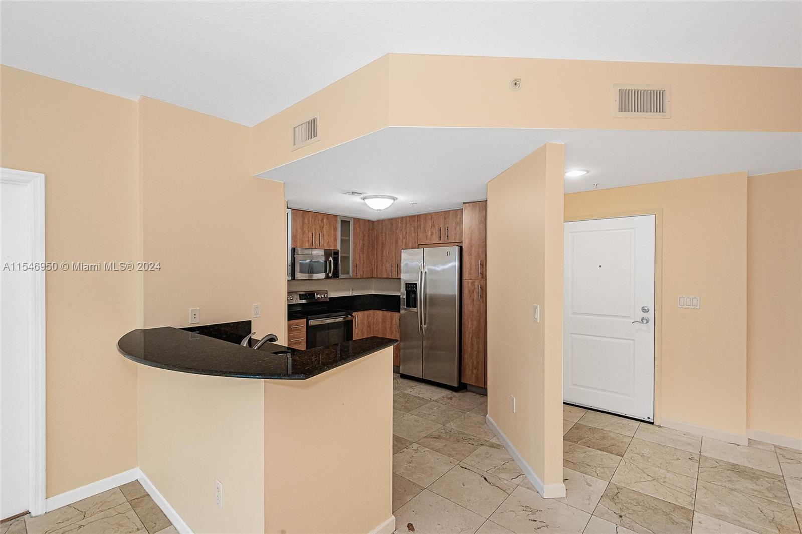 7900 Harbor Island Dr 618, North Bay Village, Florida 33141, 2 Bedrooms Bedrooms, ,2 BathroomsBathrooms,Residentiallease,For Rent,7900 Harbor Island Dr 618,A11546950