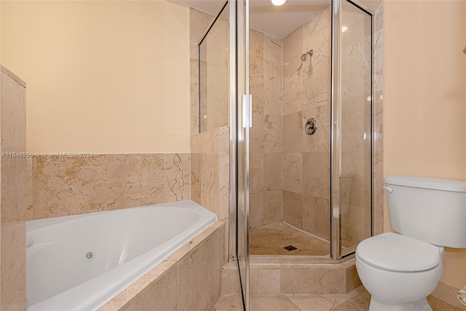 7900 Harbor Island Dr 618, North Bay Village, Florida 33141, 2 Bedrooms Bedrooms, ,2 BathroomsBathrooms,Residentiallease,For Rent,7900 Harbor Island Dr 618,A11546950