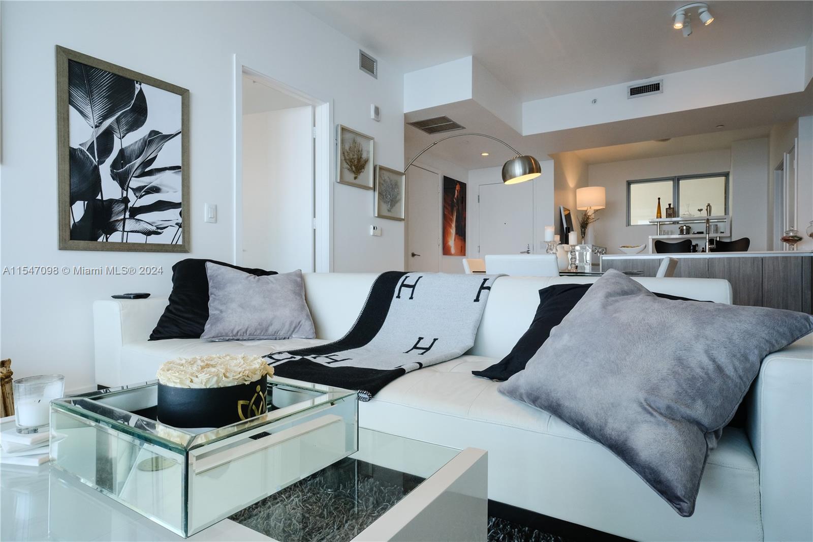 2900 NE 7th Ave 1203, Miami, Florida 33137, 2 Bedrooms Bedrooms, ,3 BathroomsBathrooms,Residentiallease,For Rent,2900 NE 7th Ave 1203,A11547098