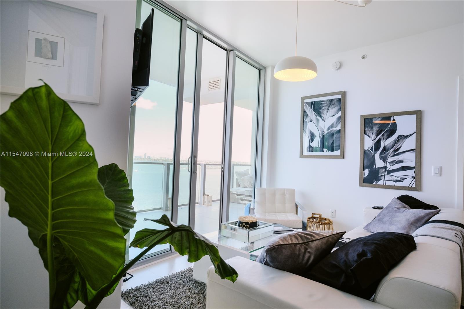 2900 NE 7th Ave 1203, Miami, Florida 33137, 2 Bedrooms Bedrooms, ,3 BathroomsBathrooms,Residentiallease,For Rent,2900 NE 7th Ave 1203,A11547098