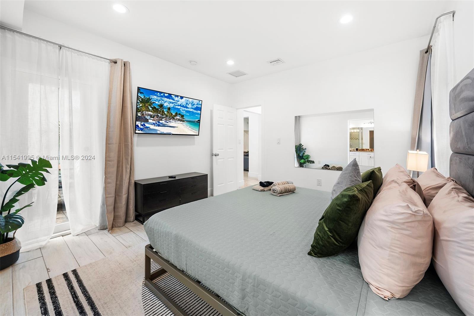 232 NW 59th St, Miami, Florida 33127, 4 Bedrooms Bedrooms, ,4 BathroomsBathrooms,Residential,For Sale,232 NW 59th St,A11541995