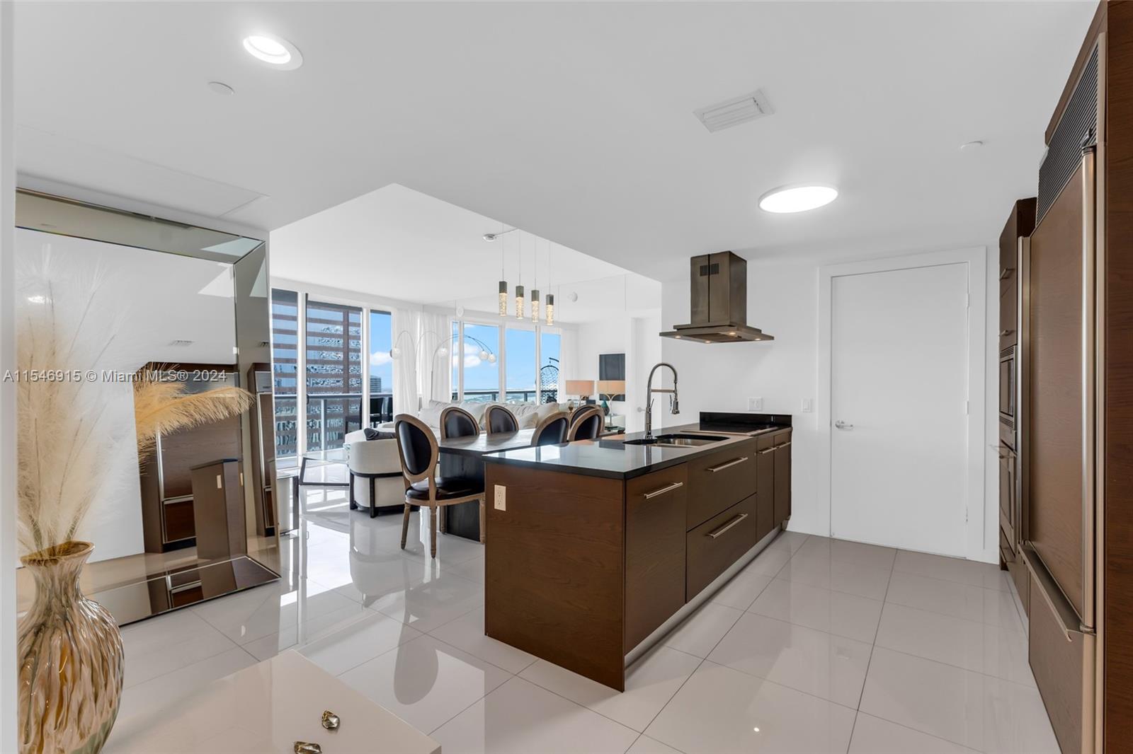 495 Brickell Ave 3511, Miami, Florida 33131, 2 Bedrooms Bedrooms, ,2 BathroomsBathrooms,Residentiallease,For Rent,495 Brickell Ave 3511,A11546915