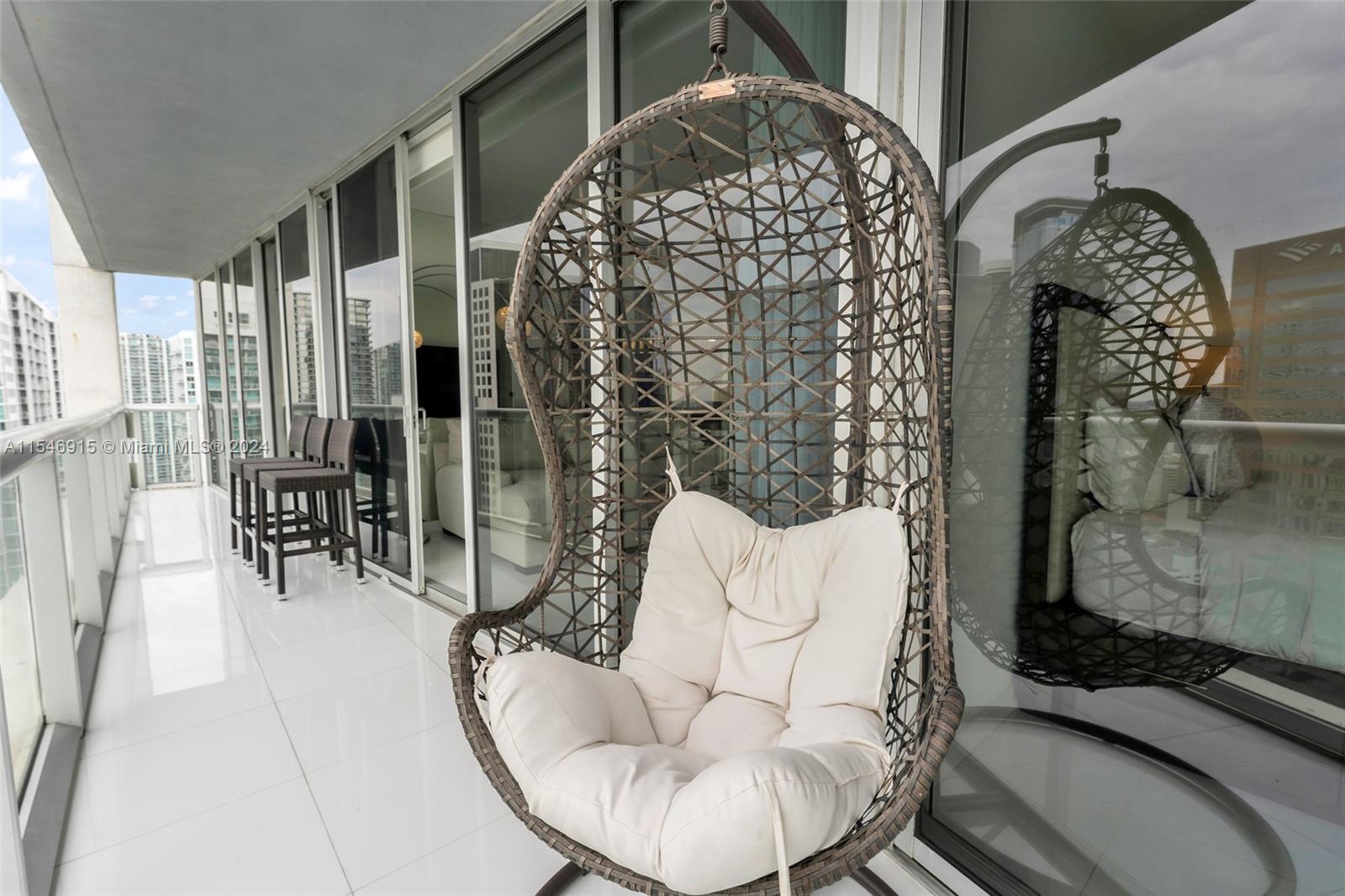 495 Brickell Ave 3511, Miami, Florida 33131, 2 Bedrooms Bedrooms, ,2 BathroomsBathrooms,Residentiallease,For Rent,495 Brickell Ave 3511,A11546915