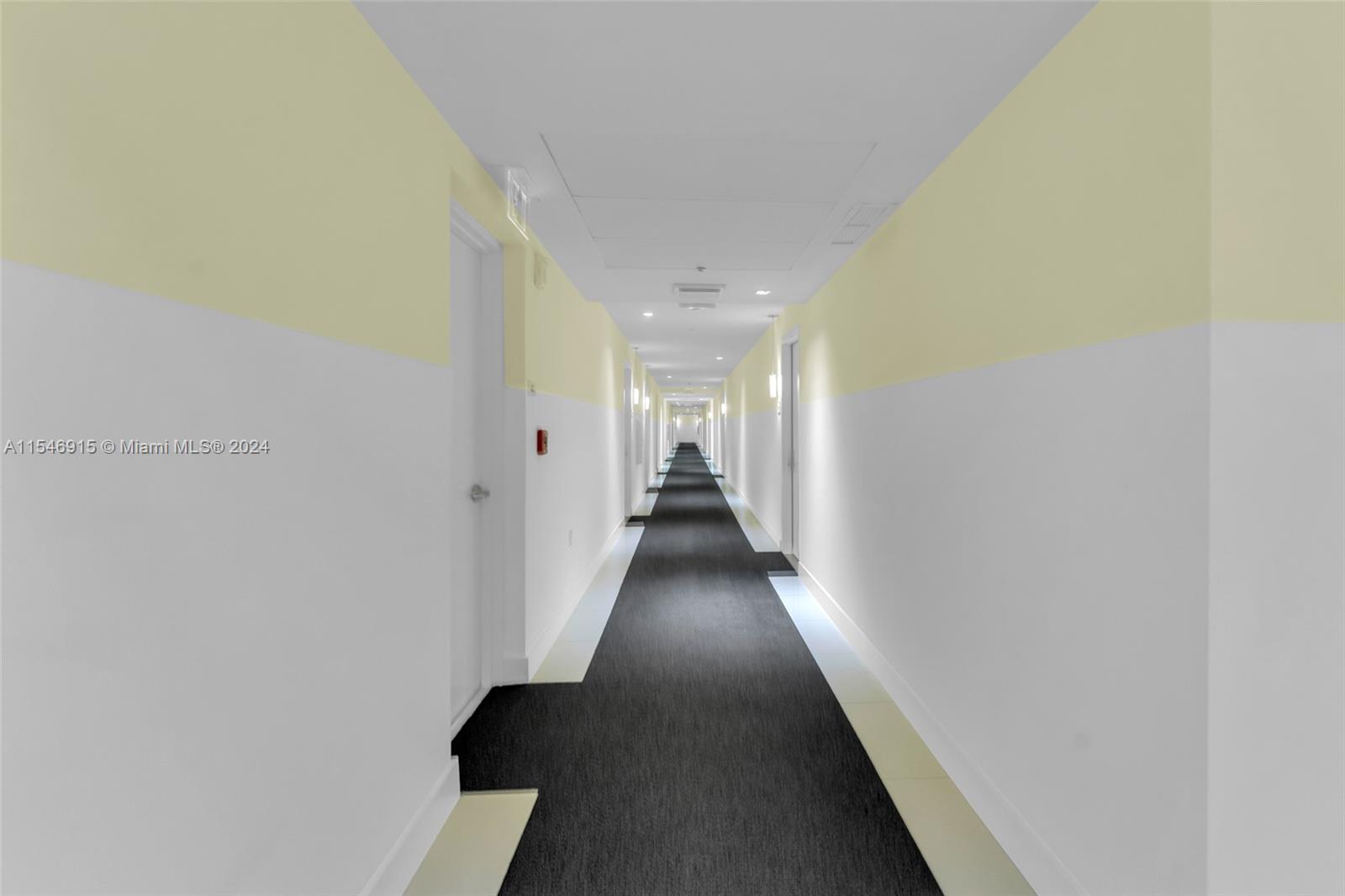 495 Brickell Ave 3511, Miami, Florida 33131, 2 Bedrooms Bedrooms, ,2 BathroomsBathrooms,Residentiallease,For Rent,495 Brickell Ave 3511,A11546915