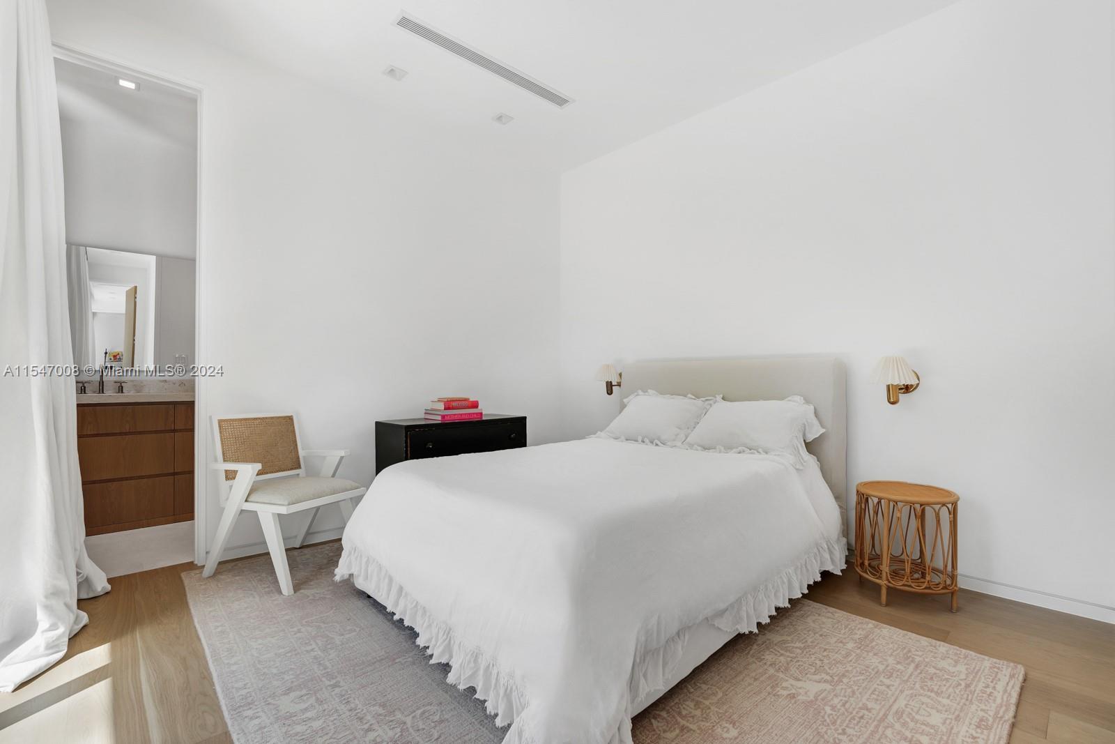 521 Santurce Ave, Coral Gables, FL, 33143 United States, 6 Bedrooms Bedrooms, ,6 BathroomsBathrooms,Residential,For Sale,Santurce Ave,A11547008